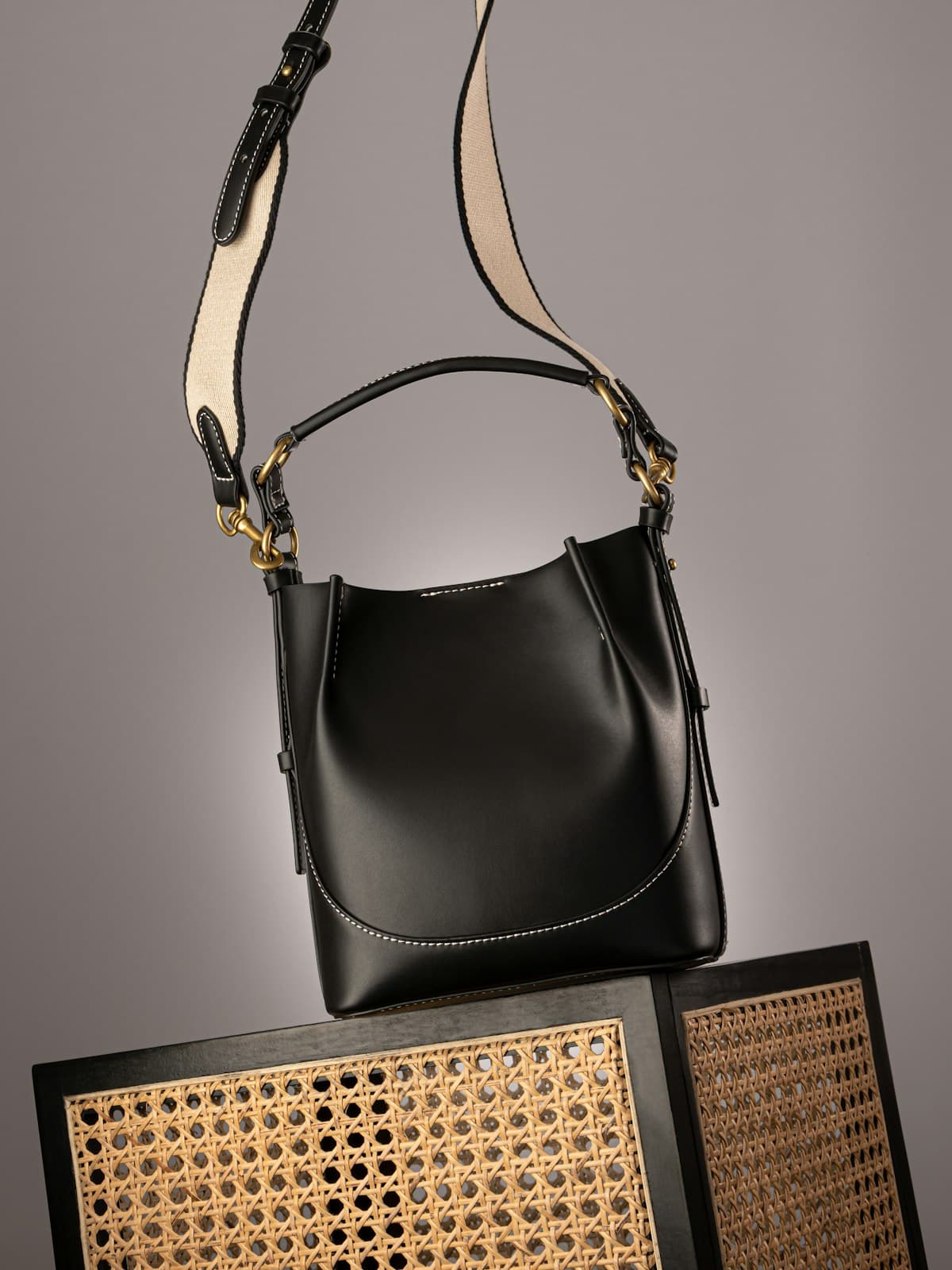 Michael Kors — Borsa a tracolla con catena