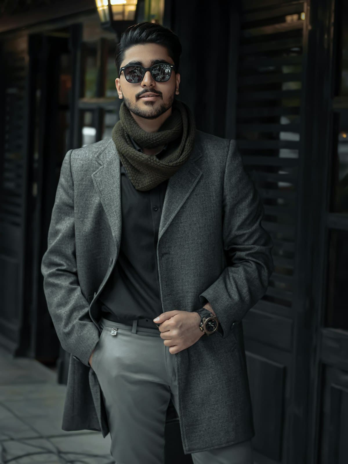 Emporio Armani — Cappotto corto in panno con ganci