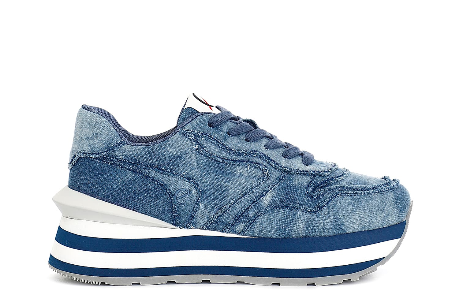 CafèNoir — Sneakers in tessuto sfrangiata jeans