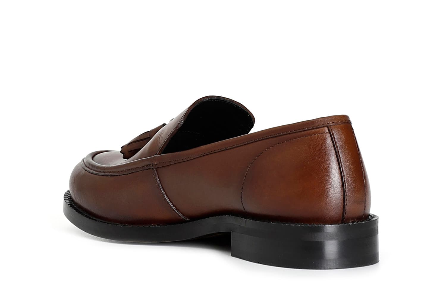 Mocassino da donna in pelle con nappine cognac — vista 2