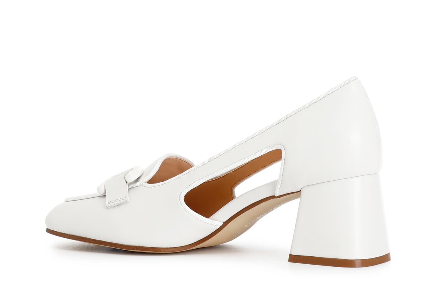 Scarpe in nappa con morsetto bianco — vista 2