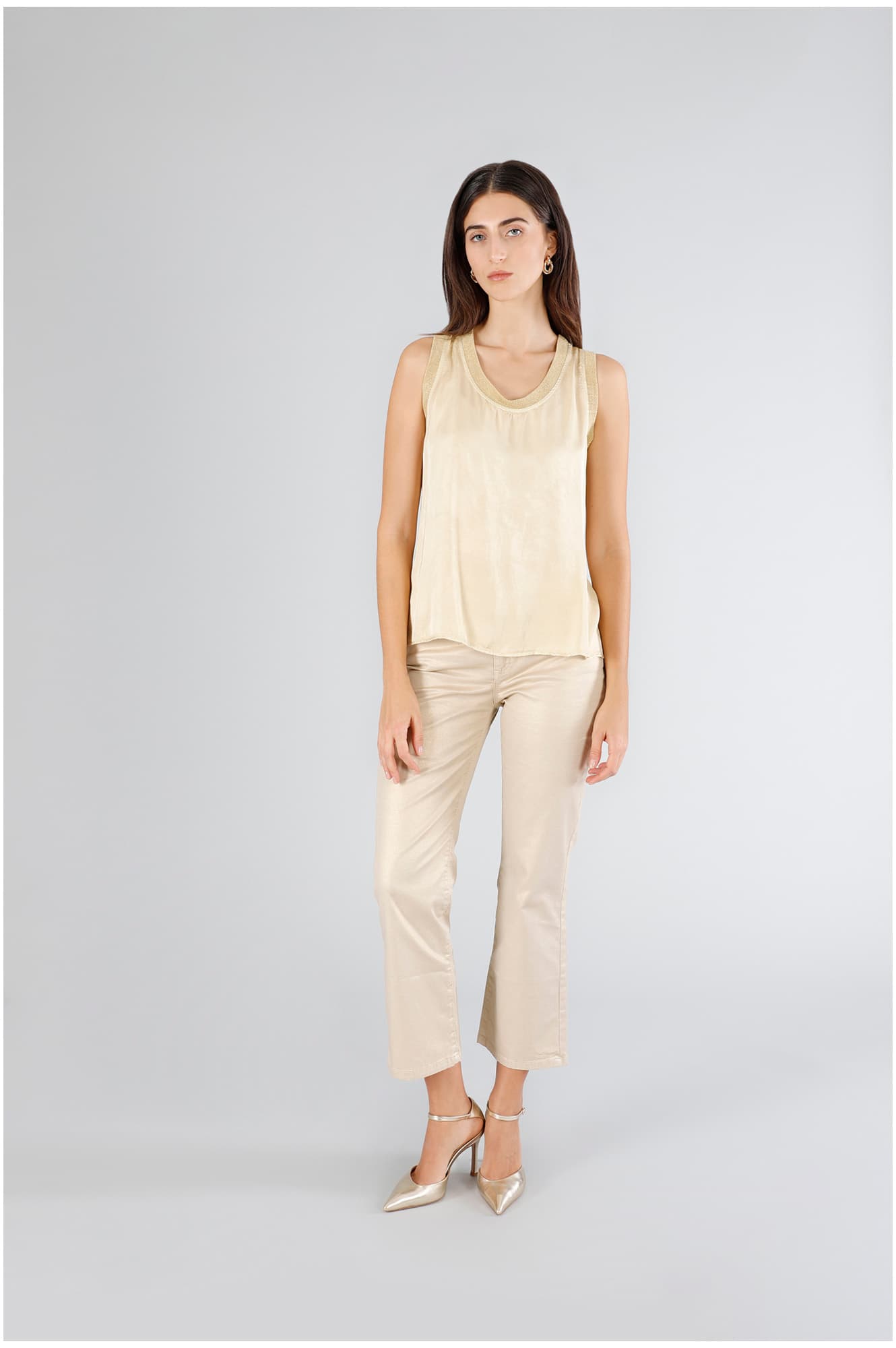 CafèNoir — Top smanicato in satin burro