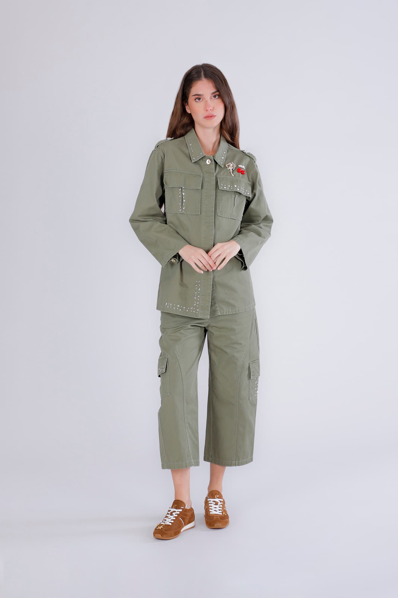 CafèNoir — Camicia in gabardina con borchie militare