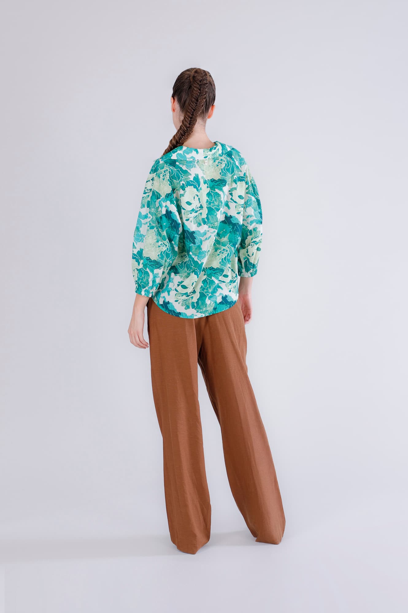 Blusa in mussola stampata fiore verde — vista 2