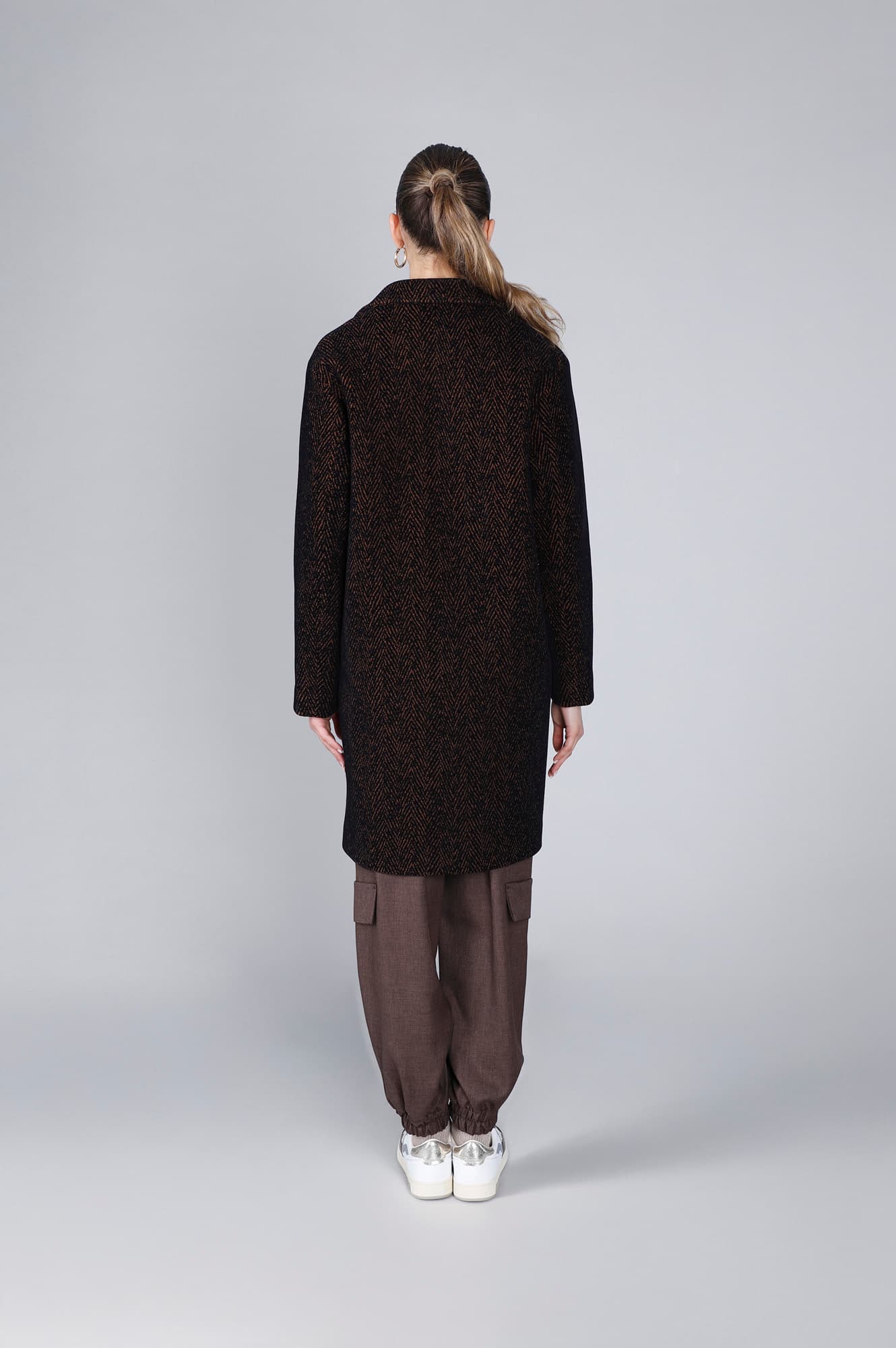 Cappotto monopetto tessuto floccato caramello/nero — vista 2