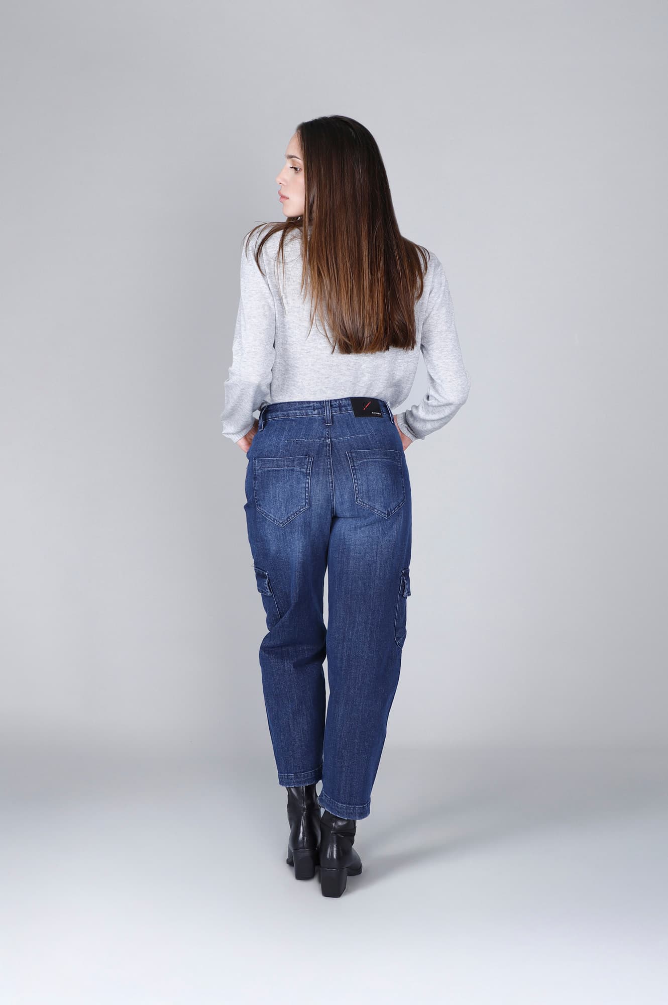 Jeans denim tipo cargo blu medio scuro — vista 2