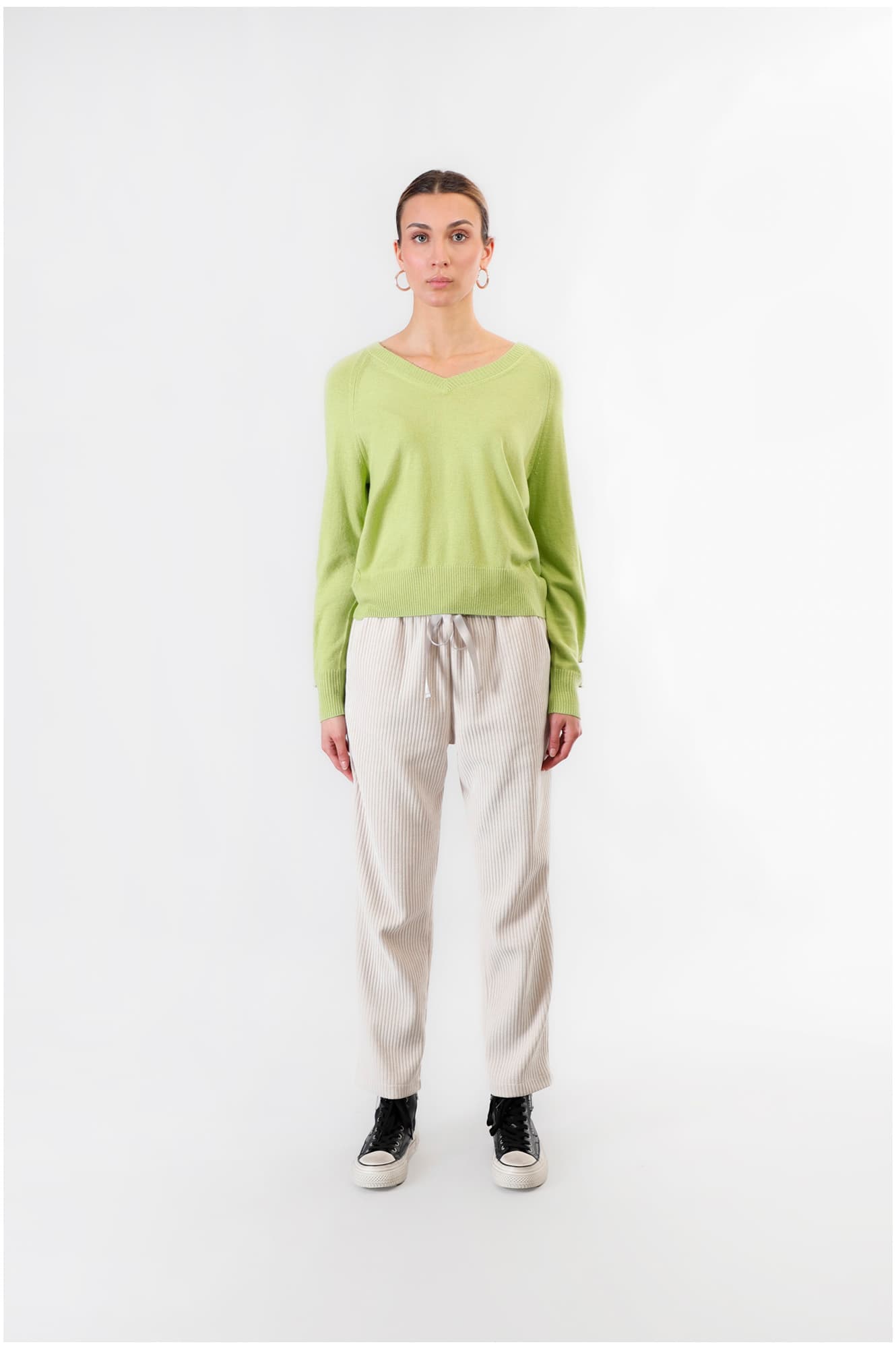 CafèNoir — Maglia con scollatura a v pistacchio