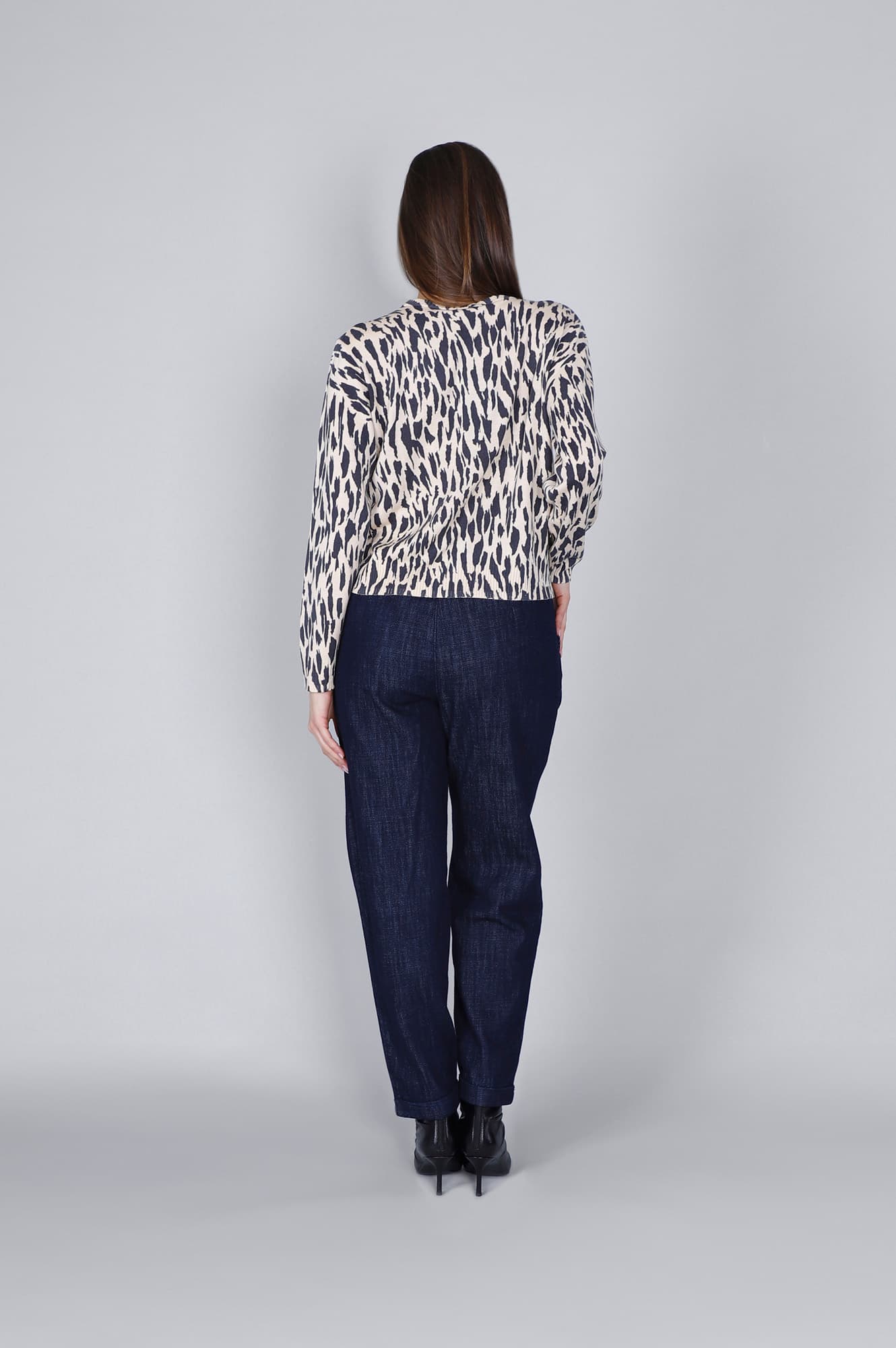 Maglia girocollo stampata con strass multi animalier — vista 2