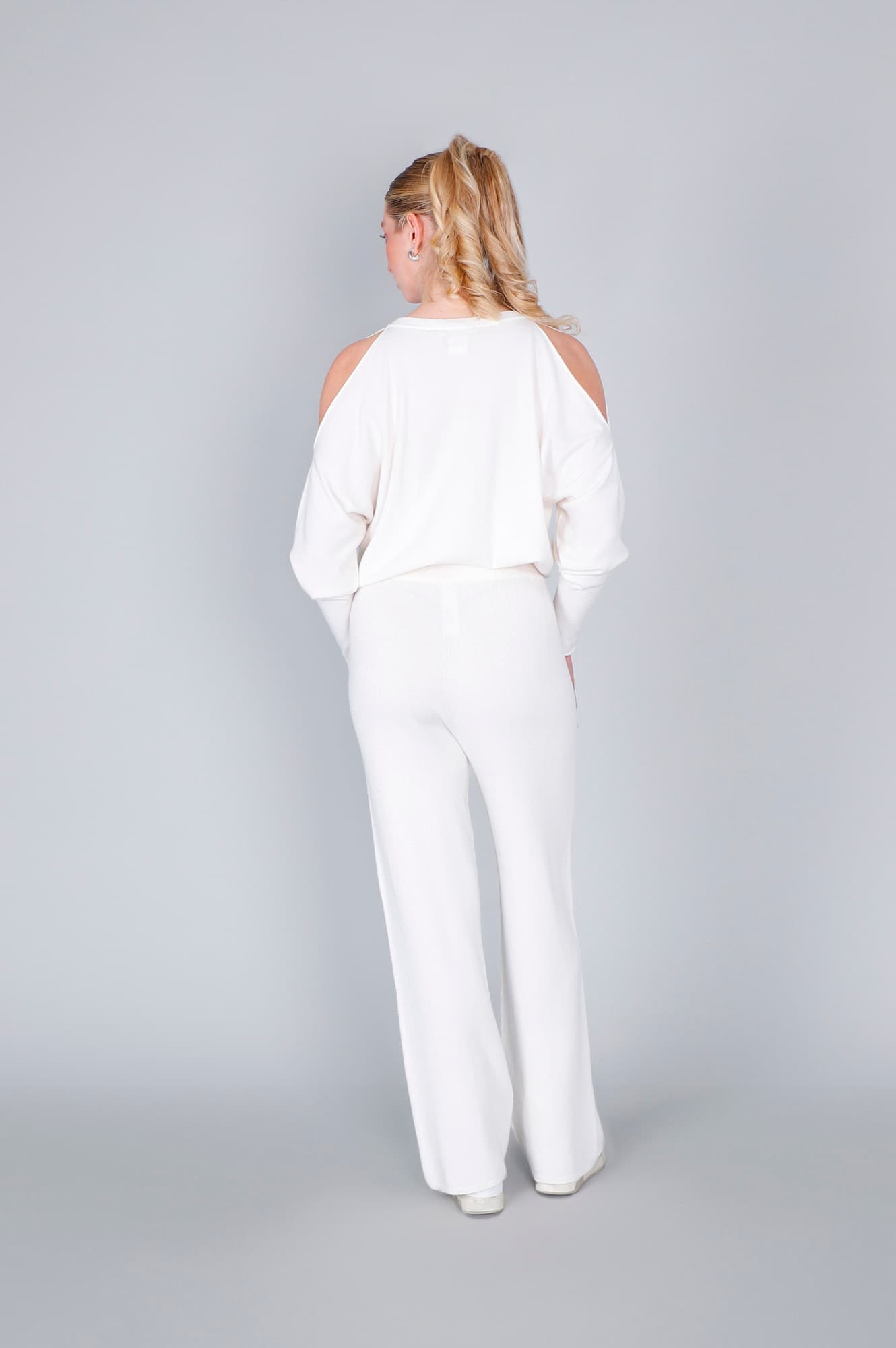 Pantaloni palazzo in maglia off white — vista 2
