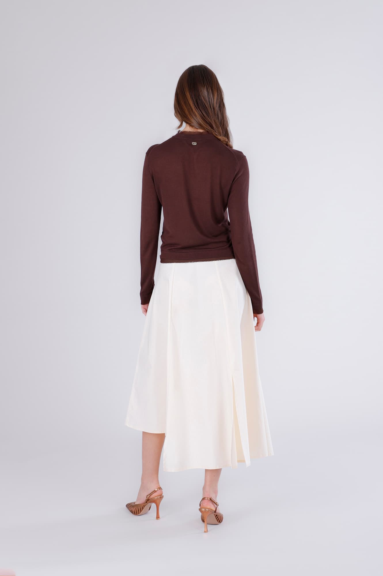 Cardigan in viscosa da donna con bordini in tessuto fondente — vista 2