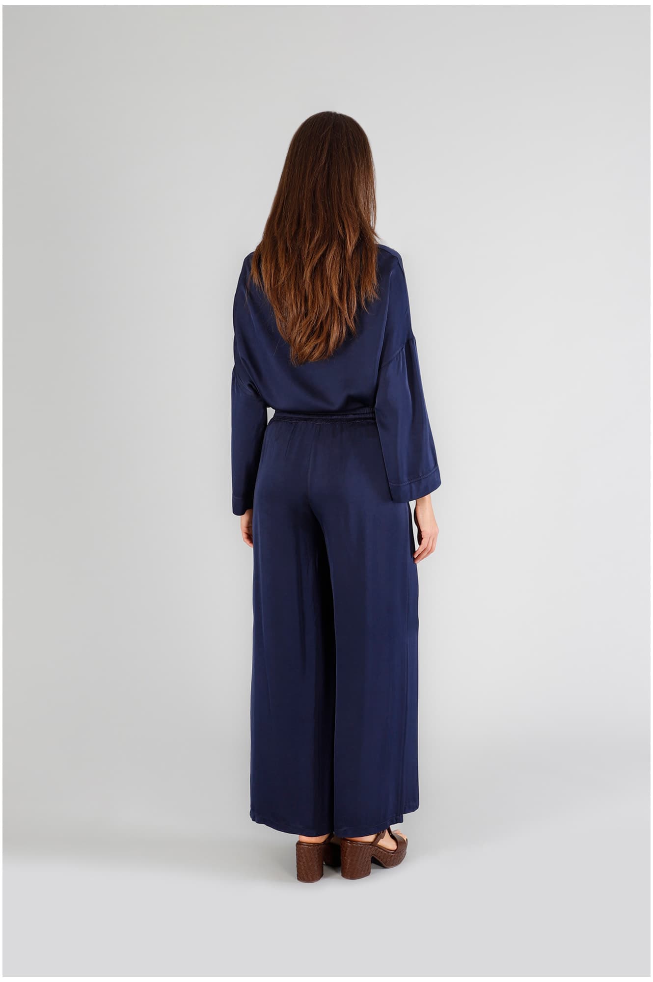 Pantaloni palazzo in satin navy — vista 4