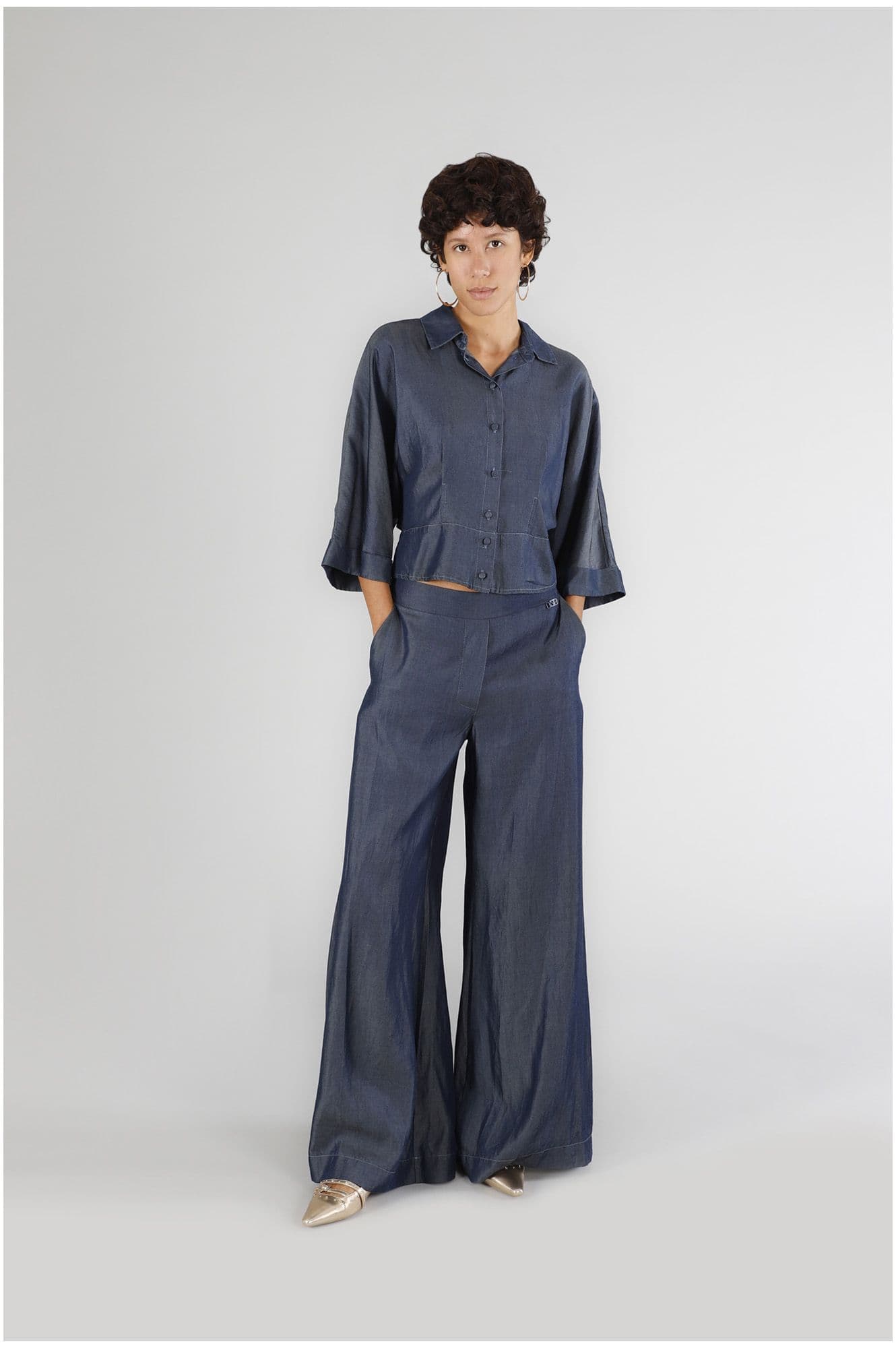 Camicetta con manica kimono in tencel denim indaco — vista 3