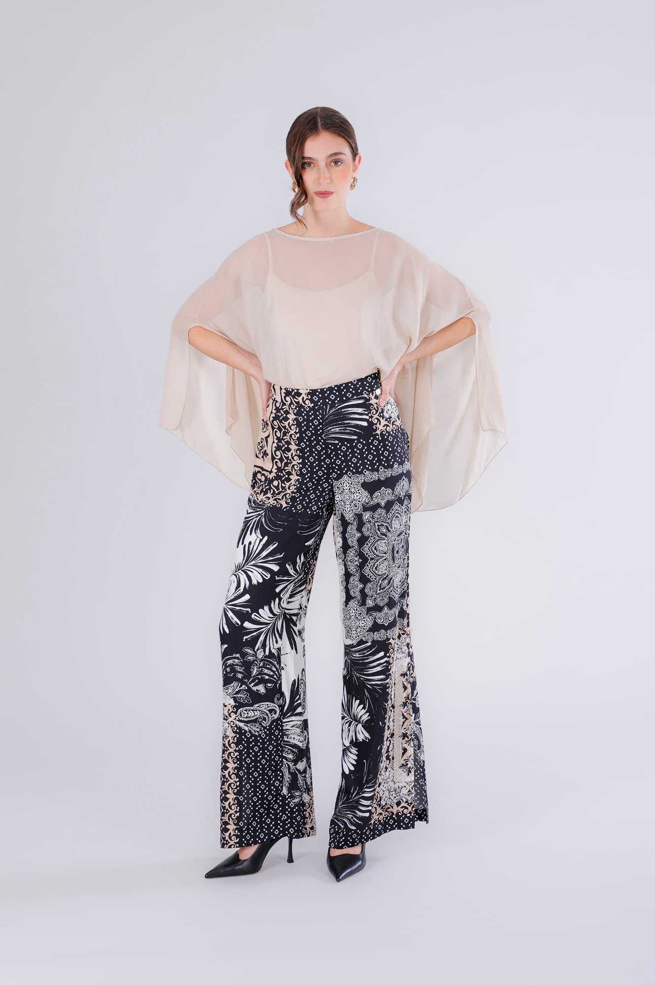 Pantaloni palazzo in satin stampato multi patchwork — vista 3