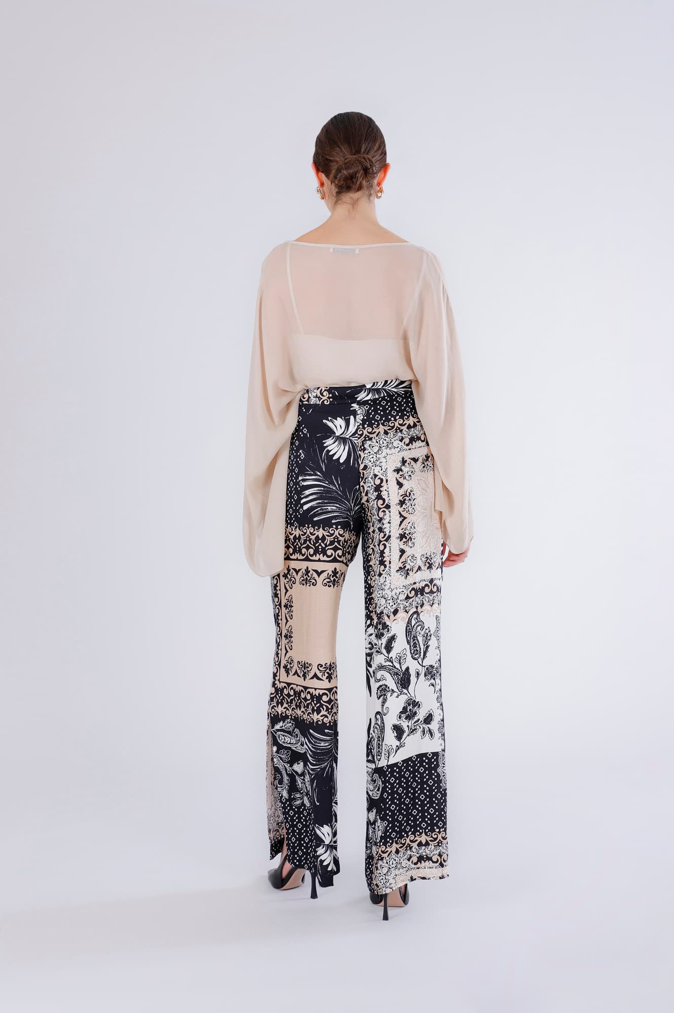 Pantaloni palazzo in satin stampato multi patchwork — vista 4