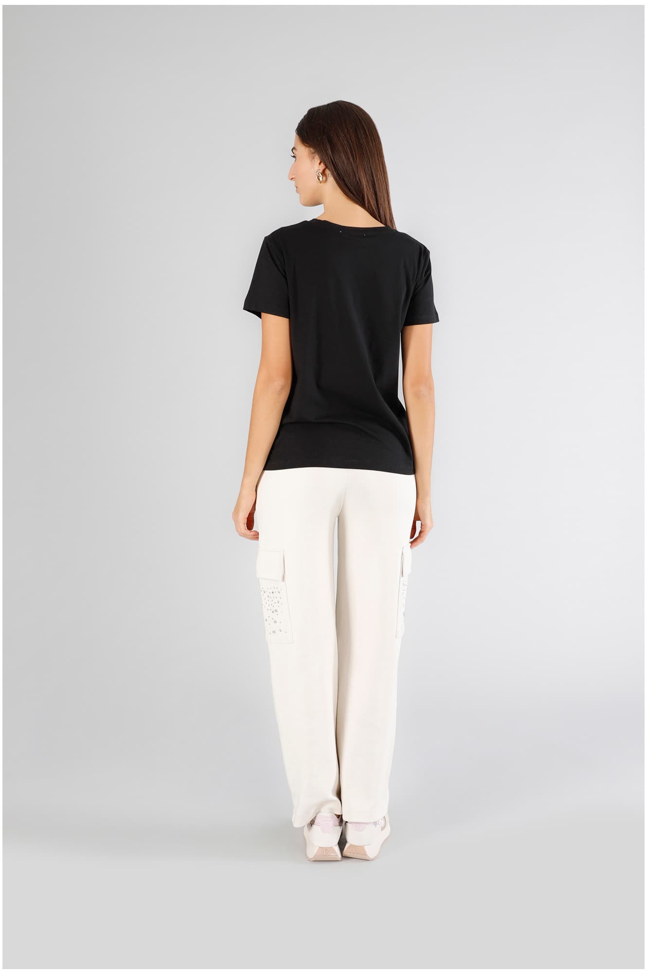 T-shirt manica corta con stampa di donna con occhiali nero — vista 2