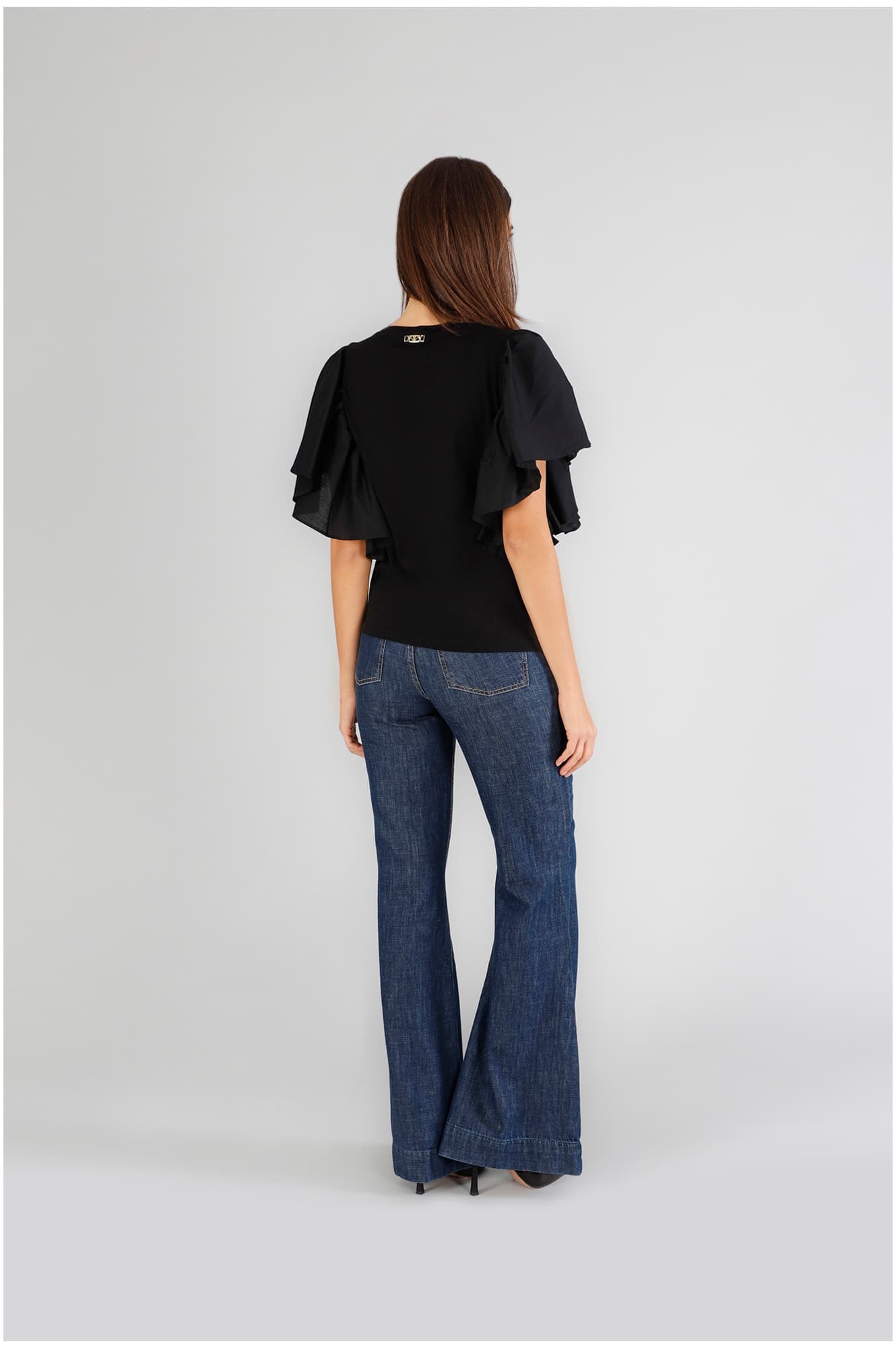 T-shirt bimateriale con ruches alle spalle nero — vista 2
