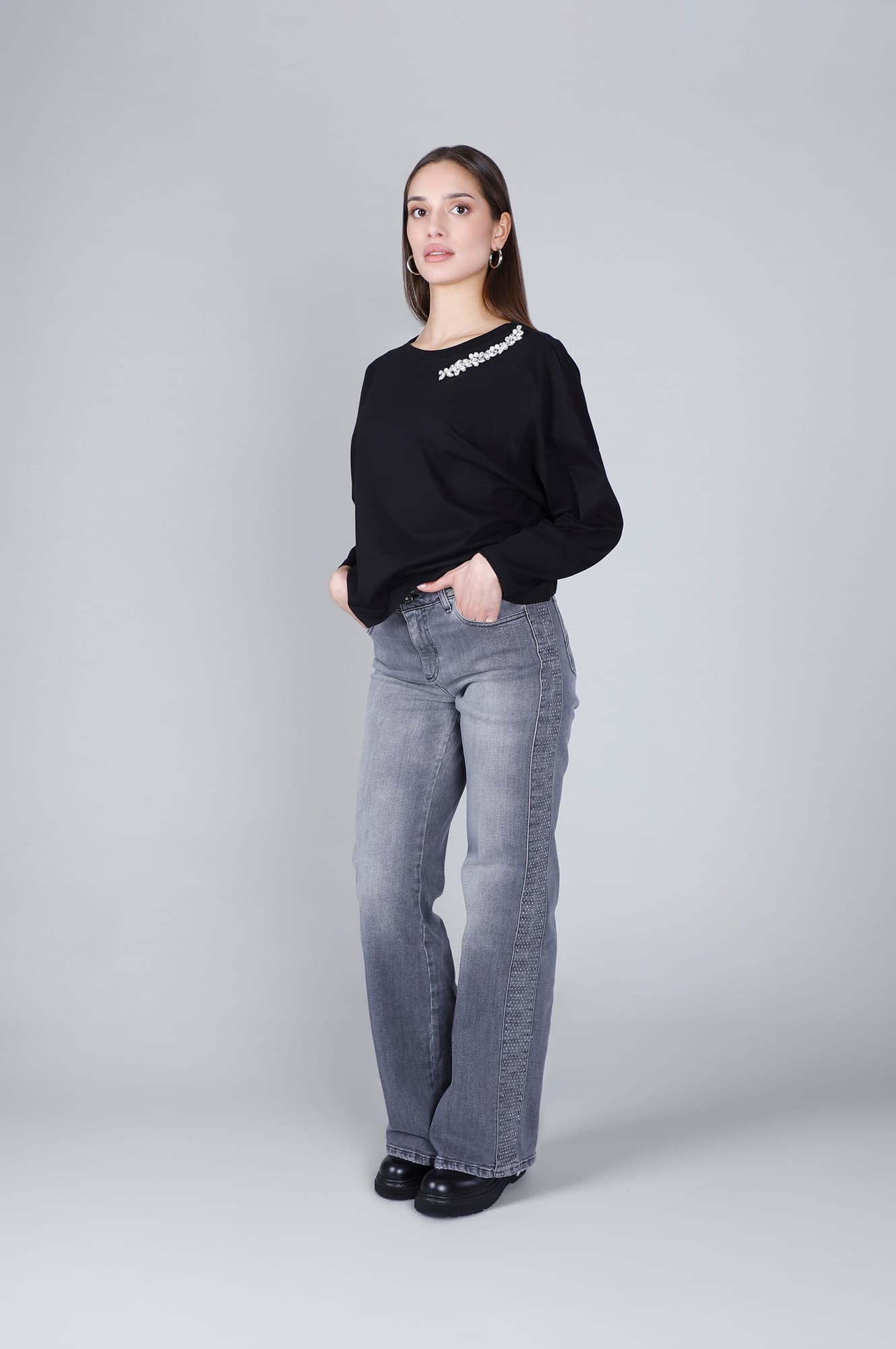 CafèNoir — T-shirt manica lunga con applicazione strass nero